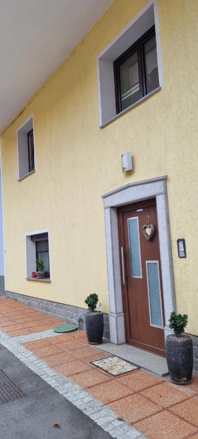 Apartma Zele Postojna Exterior foto