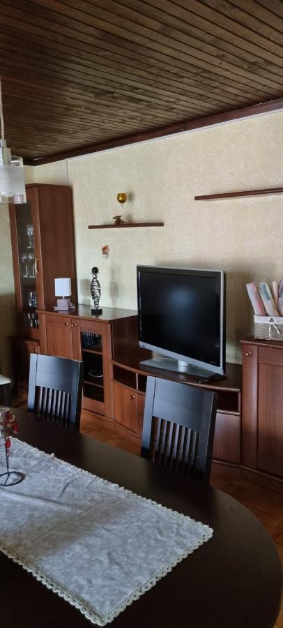 Apartma Zele Postojna Exterior foto