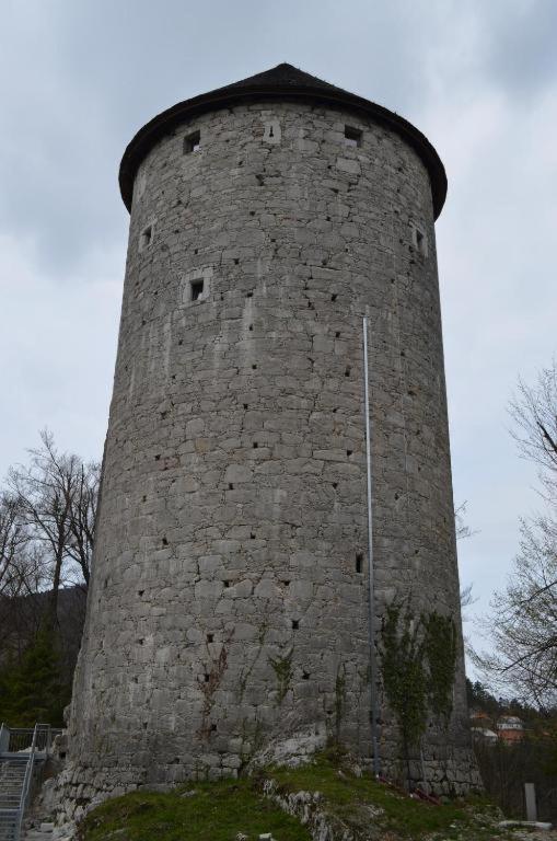 Apartma Zele Postojna Exterior foto